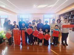 <strong>他们创作出了一幅幅寓意</strong>