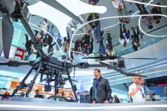 如今几乎每周都要赶来“