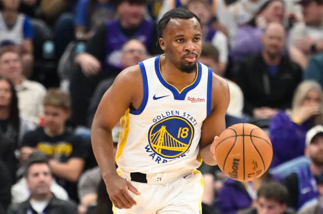 爵士险胜勇士克莱尔11分5篮板成关键先生