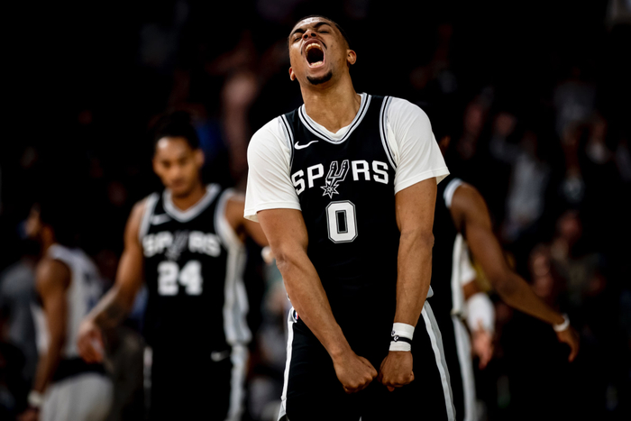 凯尔登·约翰逊勾手命中率67.8%引领马刺进攻革新