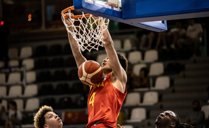 淡厚然回归山西男篮引热议，待遇优于焦泊乔