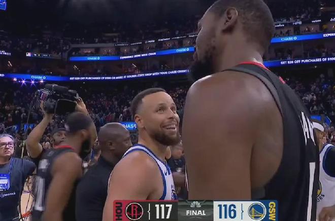 杜兰特关键传球助火箭险胜勇士 创赛季最长连胜