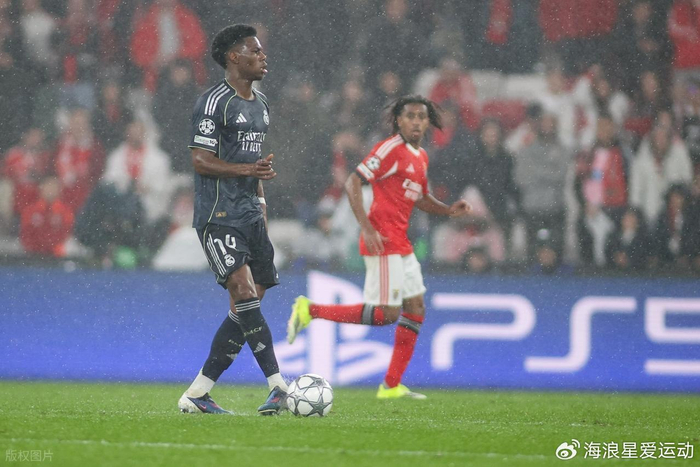 曼联夏窗瞄准皇马中场新星琼阿梅尼 8000万欧元报